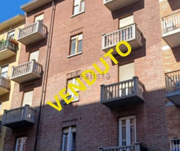appartamento in vendita a Torino in zona Parella