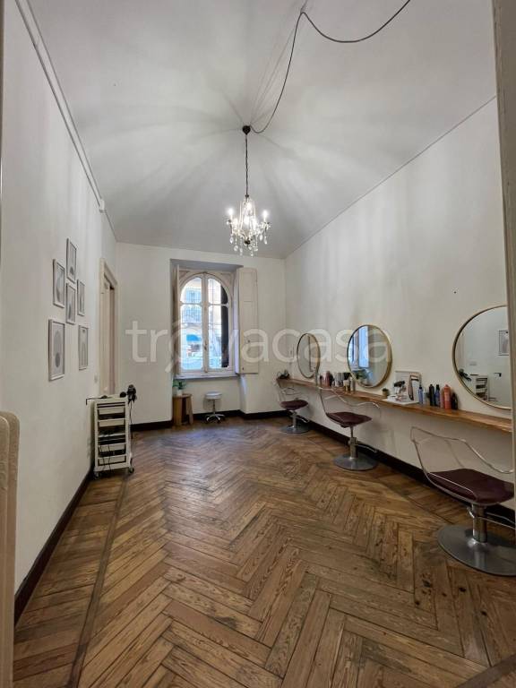 negozio in vendita a Torino in zona San Salvario