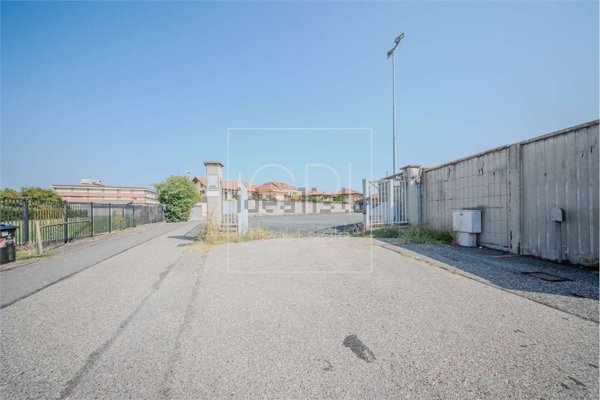 locale di sgombero in vendita a Torino