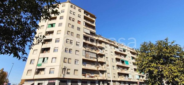 appartamento in vendita a Torino in zona Borgata Vittoria