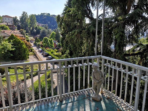 appartamento in vendita a Torino in zona Cavoretto