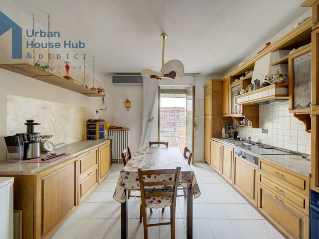 appartamento in vendita a Torino in zona Pozzo Strada