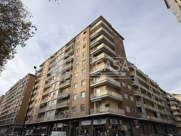 appartamento in vendita a Torino in zona Santa Rita