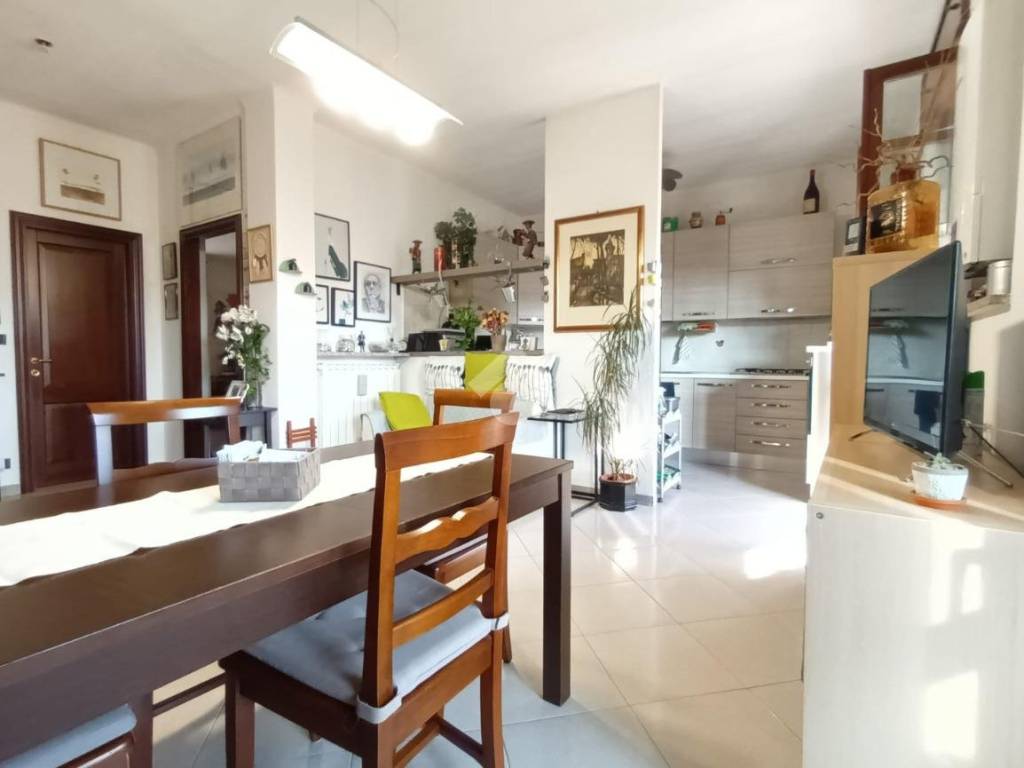 appartamento in vendita a Torino in zona Mirafiori Sud