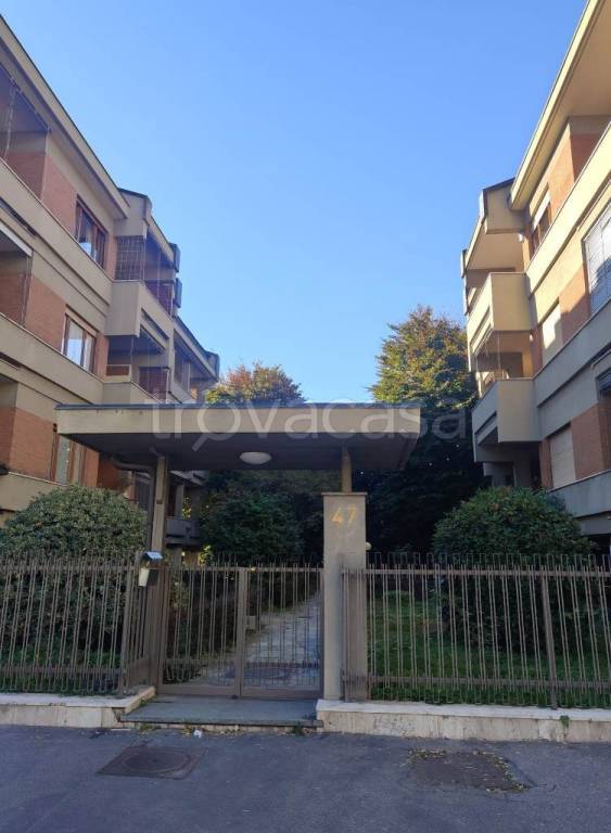 appartamento in vendita a Torino in zona Santa Rita