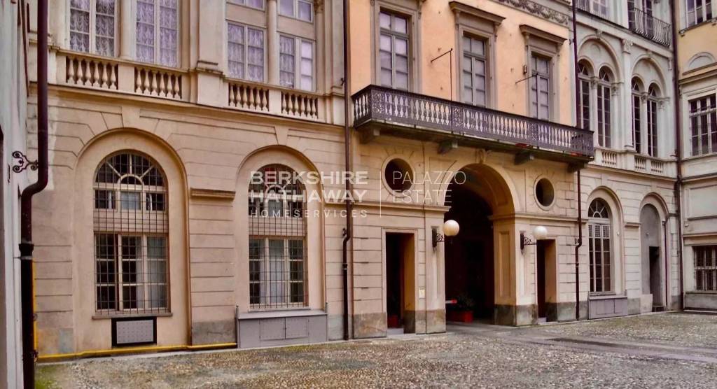 appartamento in vendita a Torino in zona Centro Storico