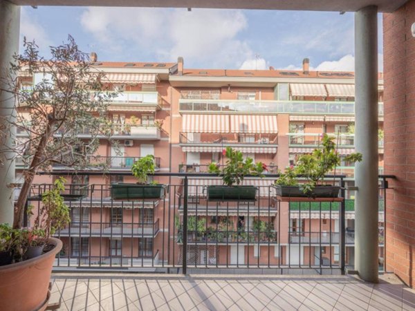 appartamento in vendita a Torino in zona Santa Rita