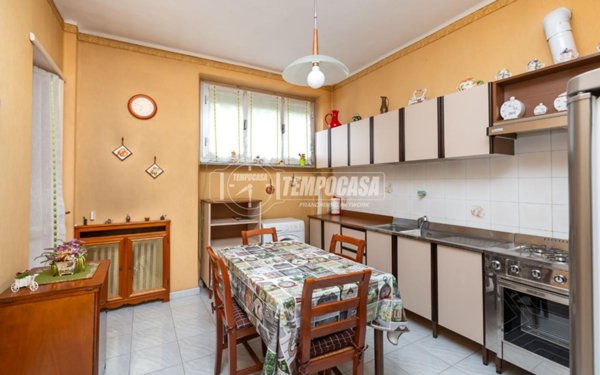 appartamento in vendita a Torino in zona Bertolla