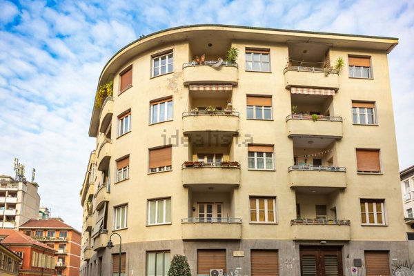 appartamento in vendita a Torino in zona Aurora