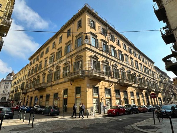 negozio in vendita a Torino in zona San Salvario