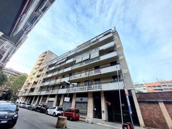 appartamento in vendita a Torino in zona Parella