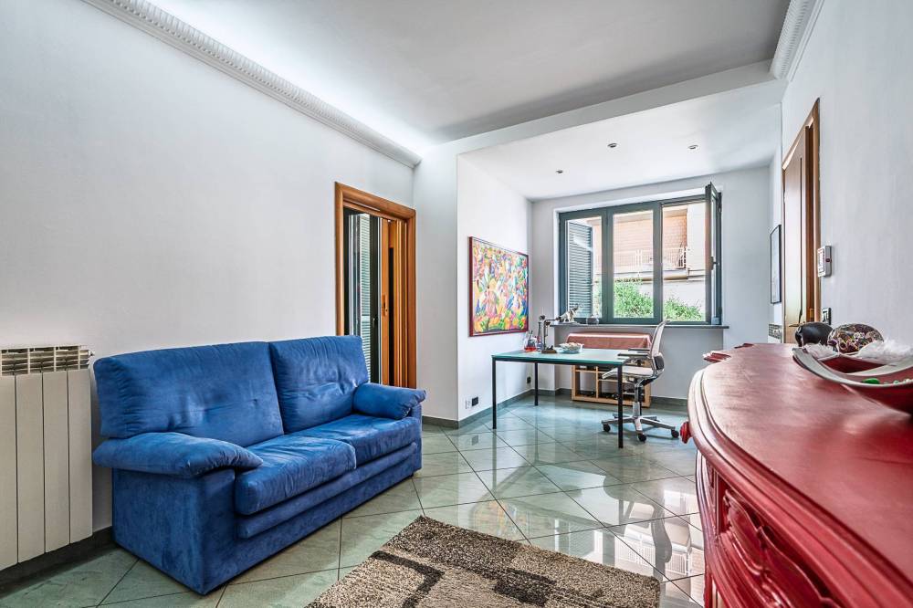 appartamento in vendita a Torino in zona Borgata Vittoria