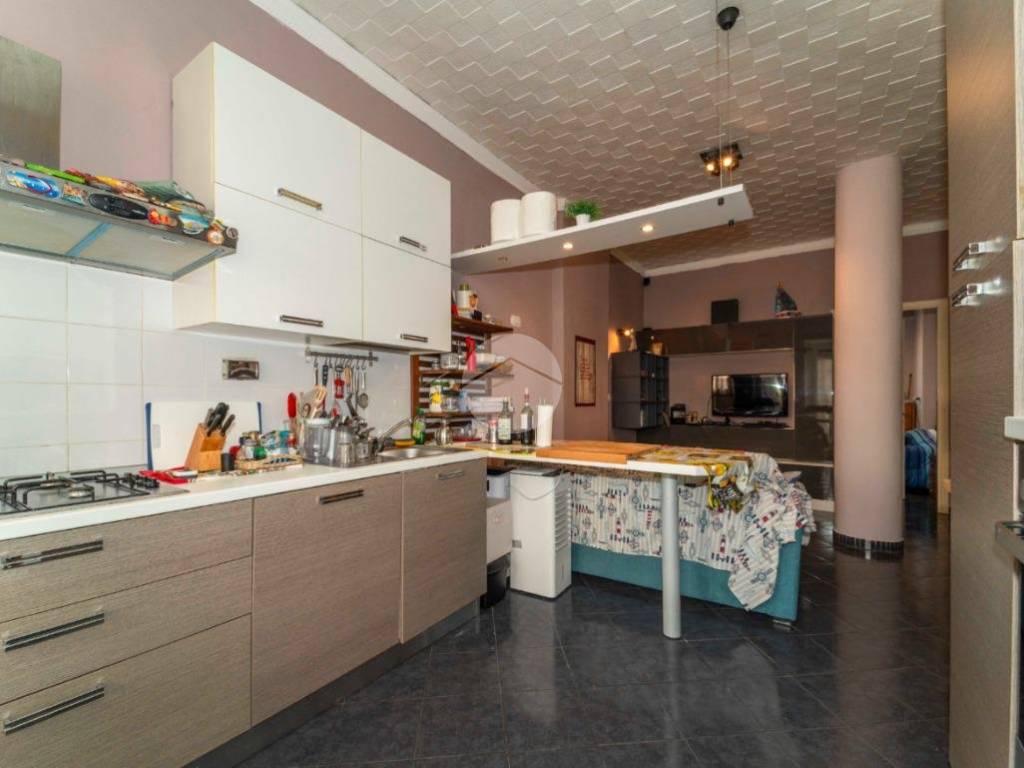 appartamento in vendita a Torino in zona Borgata Vittoria
