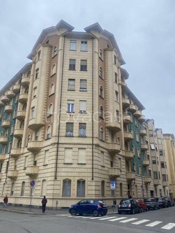 appartamento in vendita a Torino in zona Campidoglio
