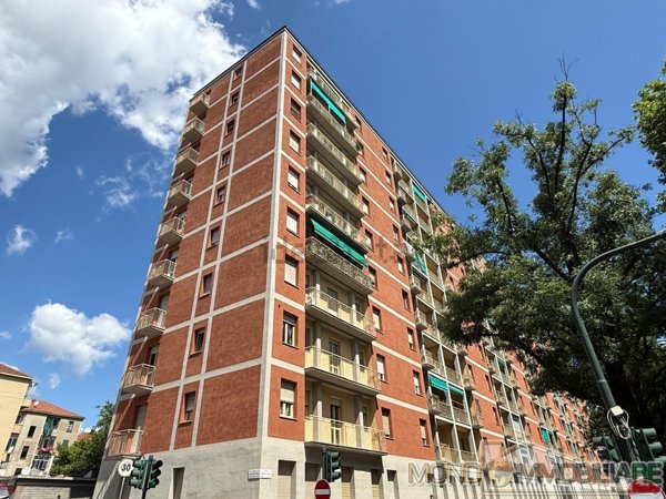 appartamento in vendita a Torino in zona Mirafiori Nord