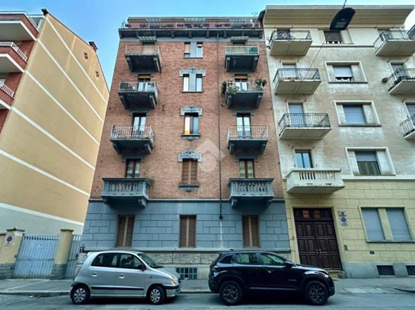 appartamento in vendita a Torino in zona Campidoglio