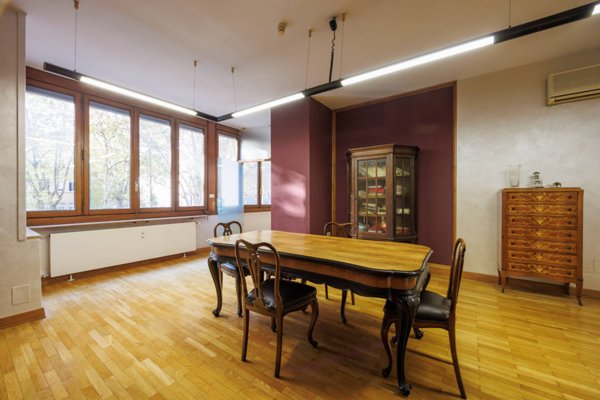 ufficio in vendita a Torino in zona Cit Turin