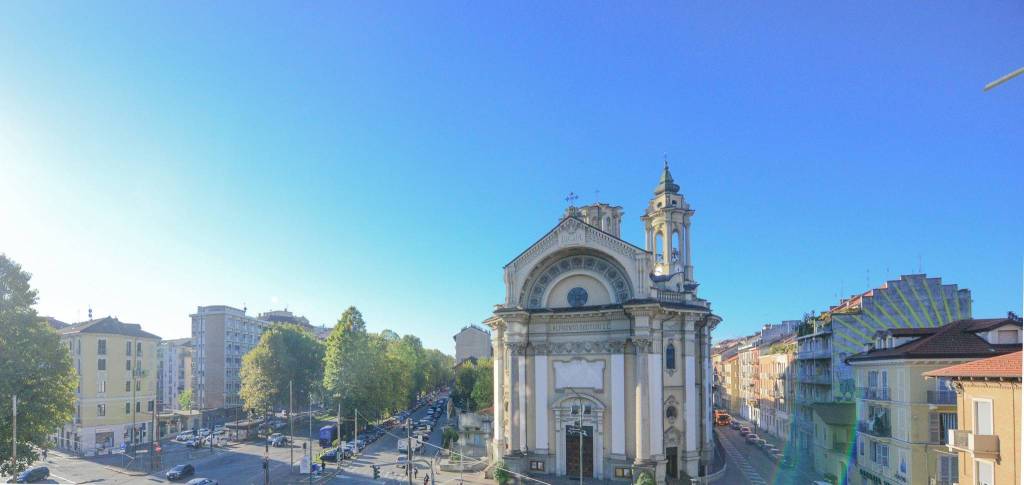 appartamento in vendita a Torino in zona Campidoglio