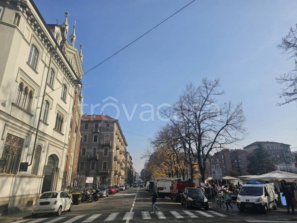negozio in vendita a Torino in zona Cit Turin