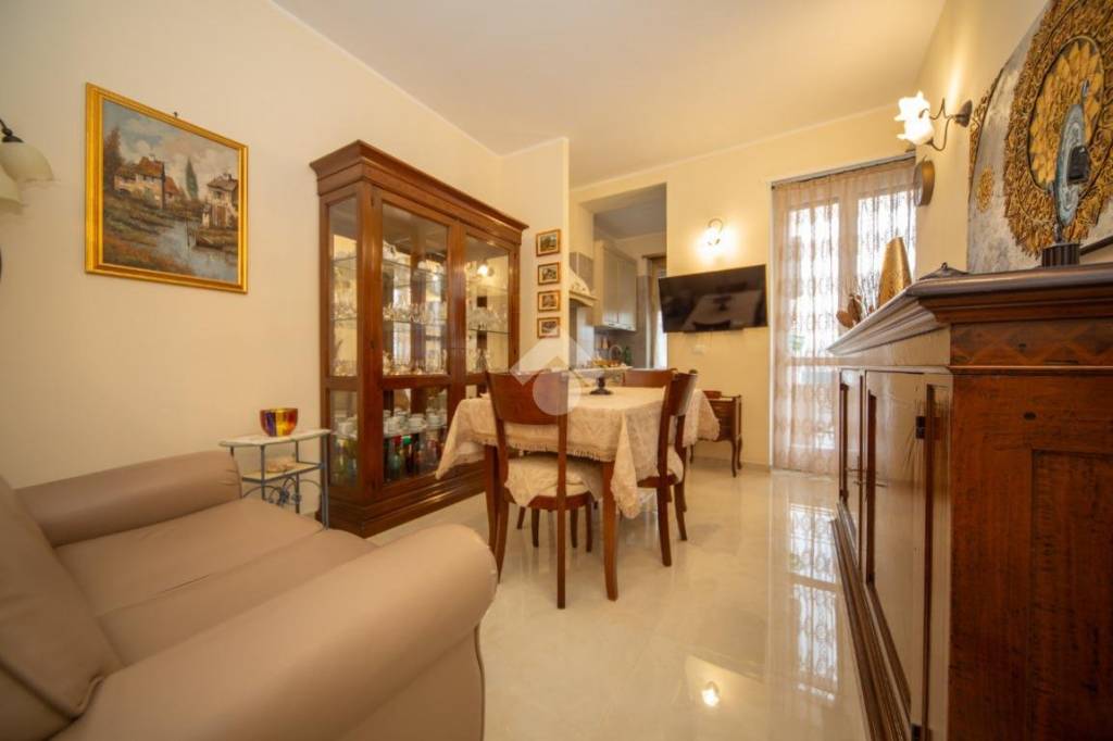 appartamento in vendita a Torino in zona Lucento