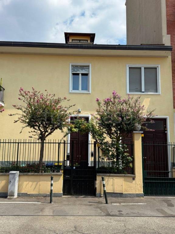 casa indipendente in vendita a Torino in zona Pozzo Strada