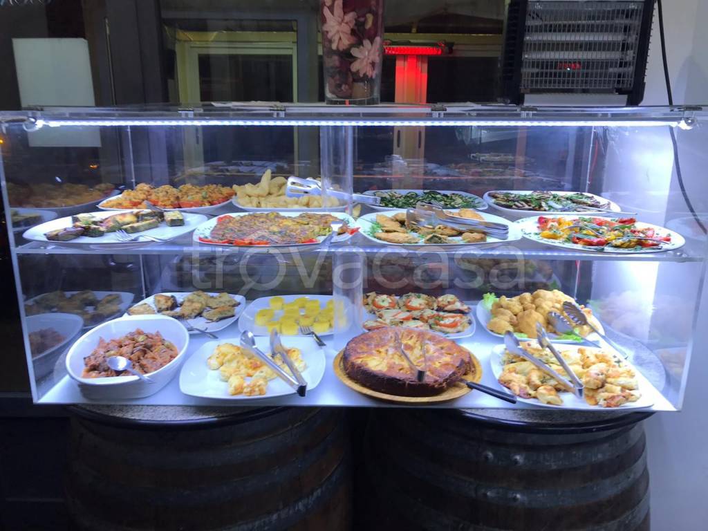 negozio in vendita a Torino in zona Cenisia