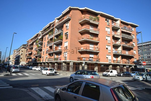 appartamento in vendita a Torino in zona Parella