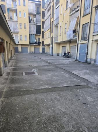 negozio in vendita a Torino in zona Sassi