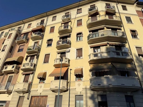 appartamento in vendita a Torino in zona Borgata Vittoria