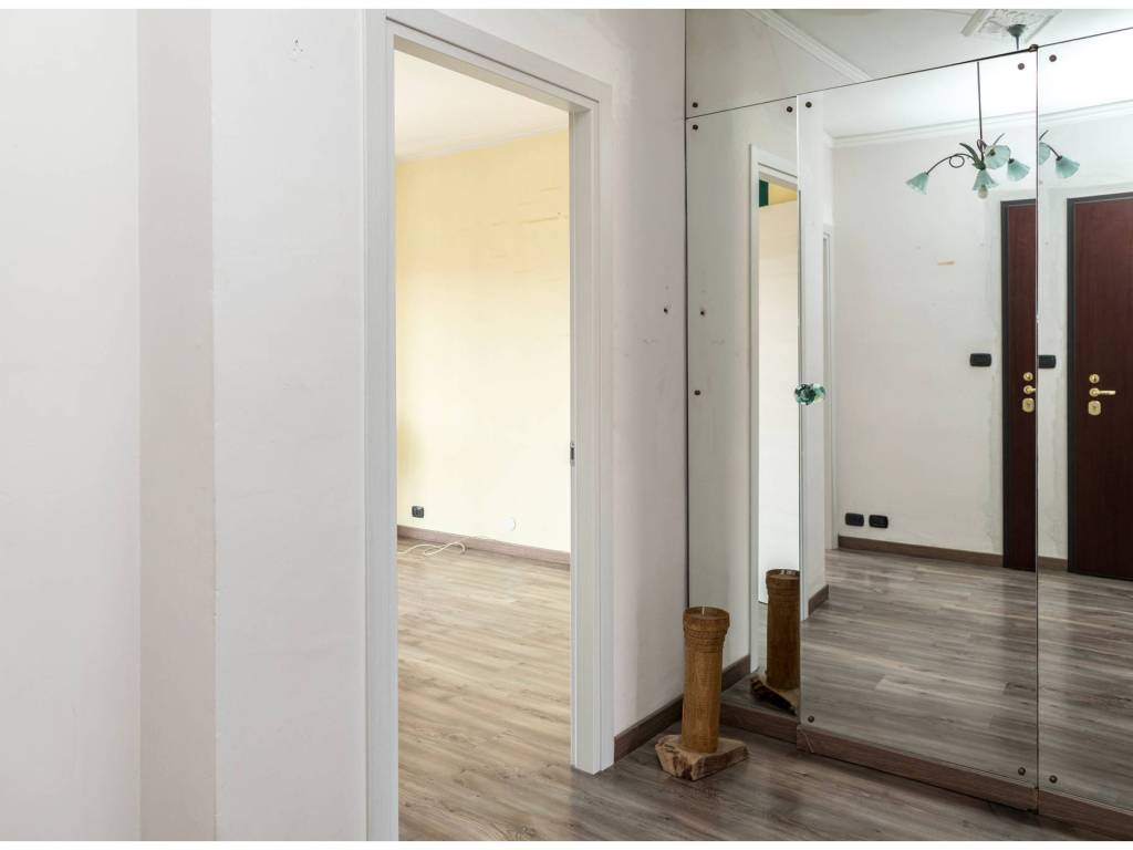 appartamento in vendita a Torino in zona Mirafiori Sud