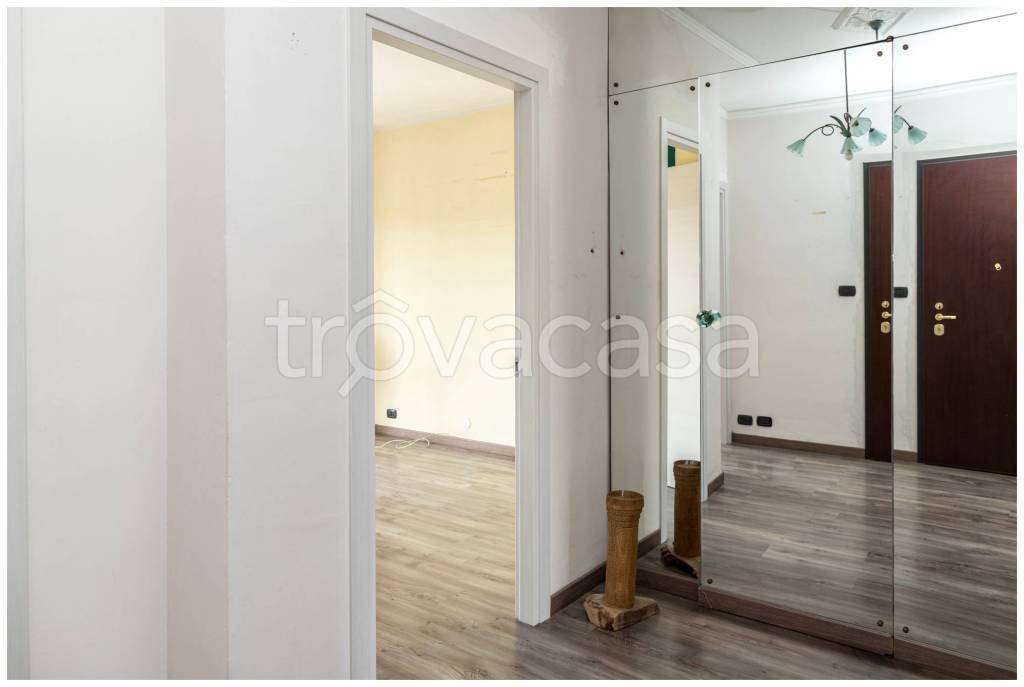 appartamento in vendita a Torino in zona Mirafiori Sud