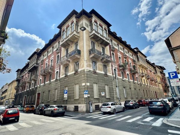 appartamento in vendita a Torino in zona San Salvario