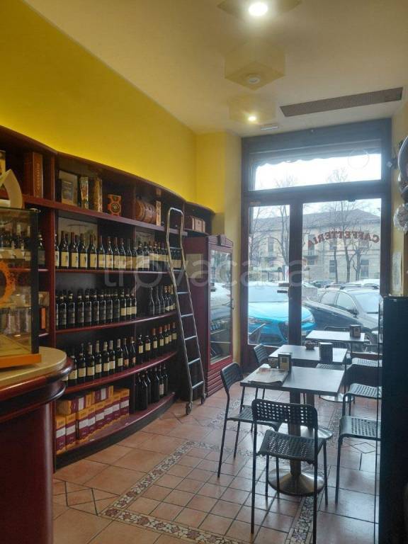 negozio in vendita a Torino in zona Crocetta