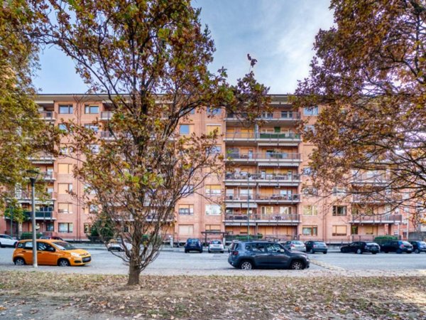 appartamento in vendita a Torino in zona Mirafiori Nord