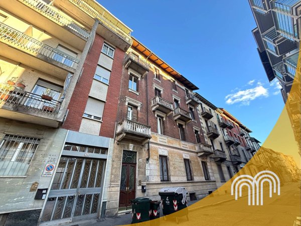 appartamento in vendita a Torino in zona Cenisia