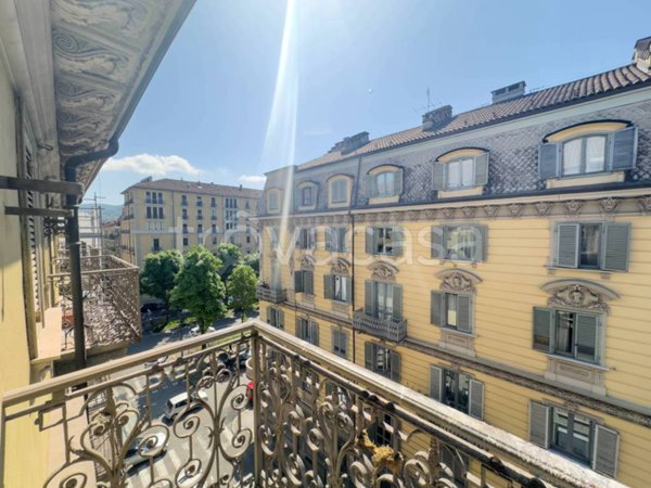 appartamento in vendita a Torino in zona Centro Storico