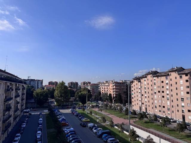 appartamento in vendita a Torino in zona Lingotto