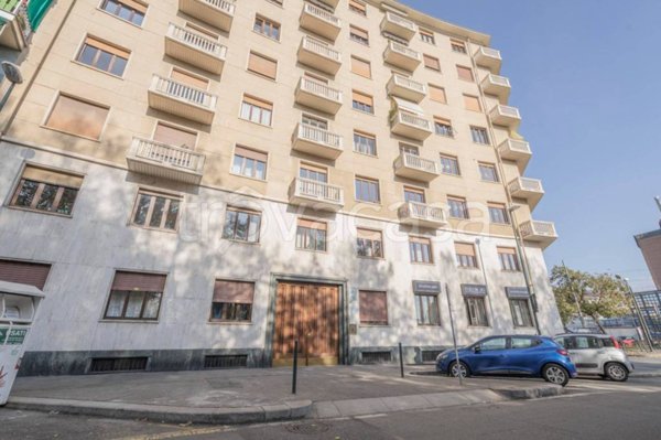 appartamento in vendita a Torino in zona Cit Turin