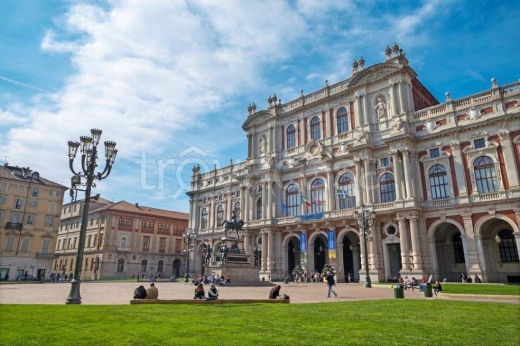 negozio in vendita a Torino in zona Centro Storico