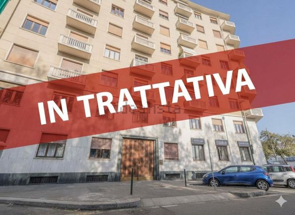appartamento in vendita a Torino in zona Cit Turin