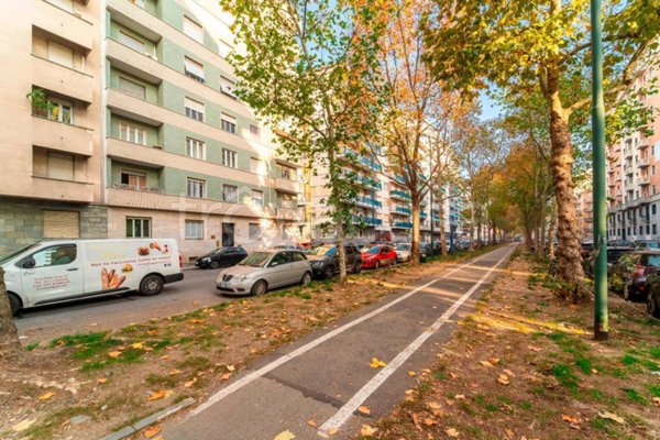 appartamento in vendita a Torino in zona Pozzo Strada