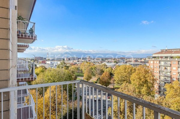 appartamento in vendita a Torino in zona Lucento