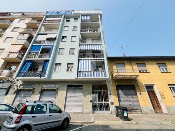 locale di sgombero in vendita a Torino in zona Lucento