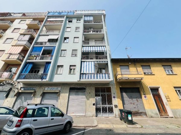 locale di sgombero in vendita a Torino in zona Lucento