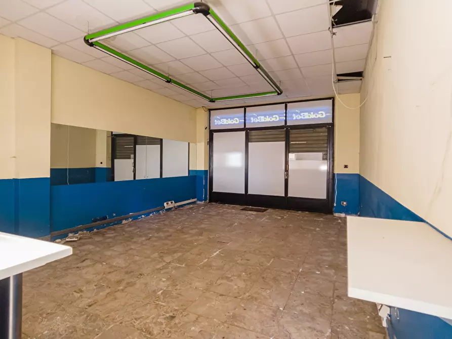 locale commerciale in vendita a Torino in zona San Donato