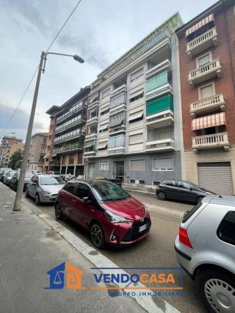 appartamento in vendita a Torino in zona Lingotto