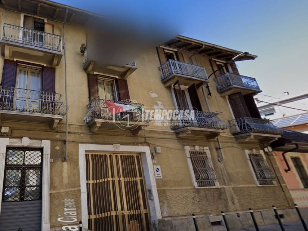 appartamento in vendita a Torino in zona Borgata Vittoria