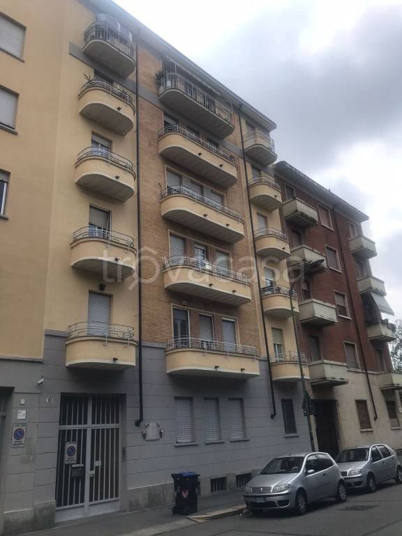 appartamento in vendita a Torino in zona Lingotto