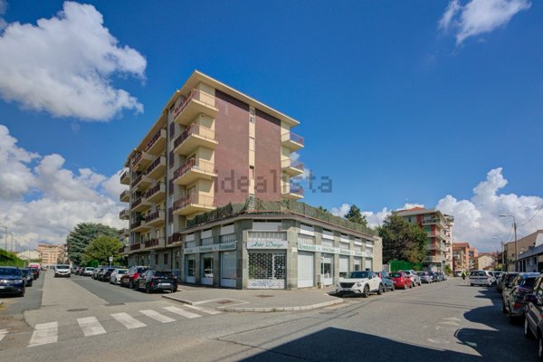 appartamento in vendita a Torino in zona Pozzo Strada