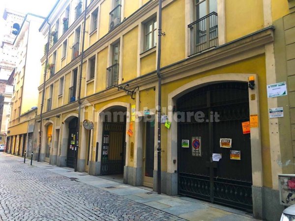 ufficio in vendita a Torino in zona Centro Storico